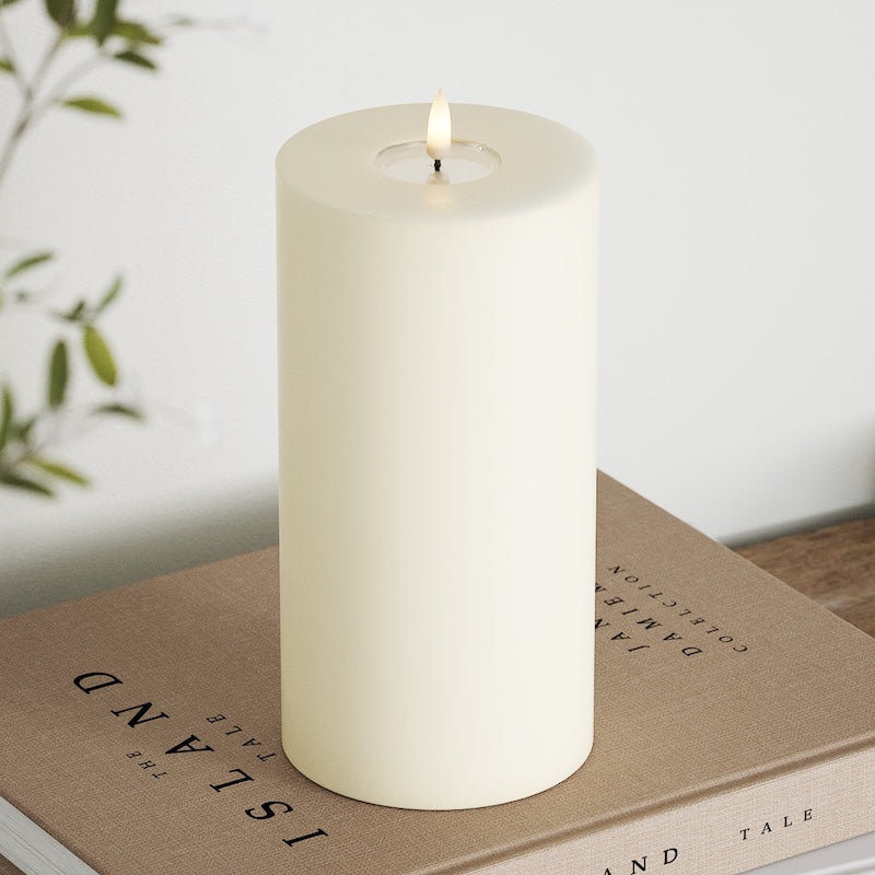 Deluxe Homeart LED Pylväskynttilä Ø 10 x 20 cm Kerma