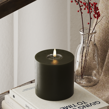 Deluxe Homeart LED Pylväskynttilä Ø 10 x 10 cm Tummanvihreä LED Pylväskynttilä 4