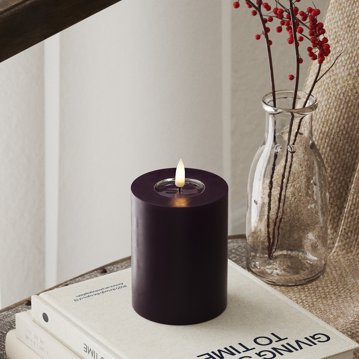 Deluxe Homeart LED Pylväskynttilä Ø 7,5 x 10 cm Tummanvioletti LED Pylväskynttilä 4