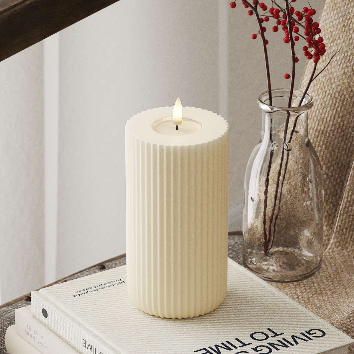 Deluxe Homeart Solid Stripe LED Pylväskynttilä Ø 8 x 15 cm Kerma LED Muoto 4